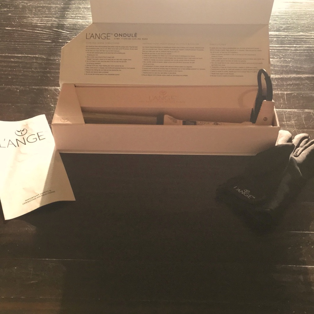 L’ange 32mm titanium curling iron new with glove, rose.